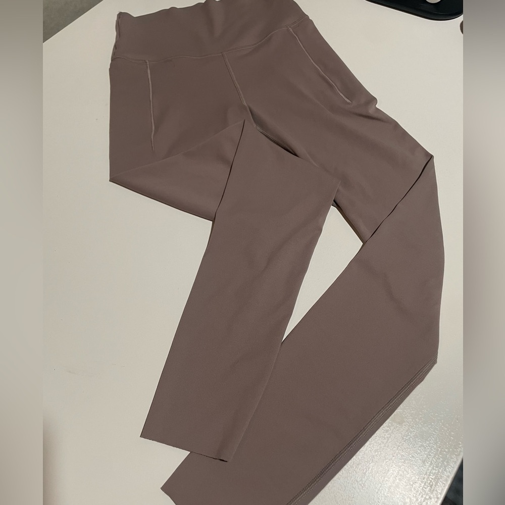 Women's VS PINK Yoga Leggings Side Pockets Logo Back - Picture 4 of 10